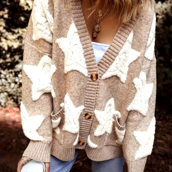 UNBRAND Sweaters - Trendy Pentagram V Cardigan. Oatmeal. Size Large